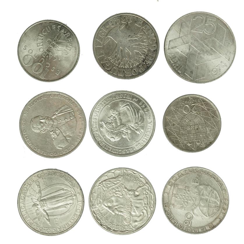664   -  MONEDAS EXTRANJERAS. PORTUGAL. Lote de 9 piezas de plata. 250 escudos, 1974; 100 escudos, 1974; 50 escudos (5): 1968, 1969 (2), 1971 y 1972; 20 escudos (2): 1953 y 1966. EBC/SC