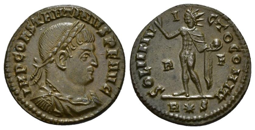 192   -  IMPERIO ROMANO. CONSTANTINO I. Follis. Roma (314). A/ Busto laureado, drapeado y acorazado a der.; IMP CONSTANTINVS P F AVG. R/ Sol a izq.; SOLI INVICTO COMITI, R-F//R*S. AE 3,50 g. 20,6 mm. RIC-18. EBC+.