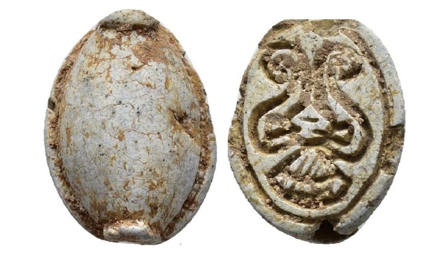 2019   -  ARQUEOLOGÍA. EGIPTO. II Periodo Intermedio. Escarabeo (ca. 1782 a. C.- 1570 a. C.). Fayenza. Altura 1,5 cm. Ex colección Mustaki.