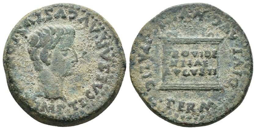 2292   -  HISPANIA ANTIGUA. ITALICA. Tiberio. As. A/ Cabeza a der.; TI CAESAR AVGVSTVS PONT MAX IMP. R/ Altar con PROVIDE/NTIAE/AVGVSTI; MVNIC ITALIC PERM DIVI AVG. AE 14,41g. 28.5 mm. I-1593. APRH-65. ACIP-3333. Pátina verde terrosa. MBC-/MBC