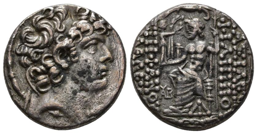 2322   -  GRECIA ANTIGUA. REINO SELÉUCIDA. Filiipo Filadelfos (emisiones póstumas). Tetradracma. Antioquía del Orontes (post. 83 a.C.). A/ Cabeza diademada a der. R/ Zeus sentado a izq. con cetro y Niké, en campo monogramas, todo dentro de láurea; FILIPPOU/EPIFANOUS/FILLADELFOU. AR 14,81 g. 25,6 mm. COP-431. SBG-7214 vte. Leves oxidaciones. MBC.