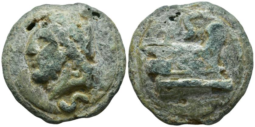 2326   -  REPÚBLICA ROMANA. Semis. Roma (c. 225-217 a.C.). A/ Cabeza de Saturno a izq., debajo S. R/ Proa, a der., encima S. AE 114,4 g. 51,2 mm. CRAW-36.2; VEC-87. Pequeños defectos de cospel. Pátina verde. MBC-. 