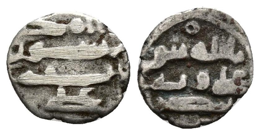 1033   -  HABBARÍES, EMIRES DEL SIND (C. 257-400/870-1009). 'ALI. Damma. Sin ceca. Sin fecha. AR 0,47 g. 10 mm. Mitchiner 1977-654. BC+.