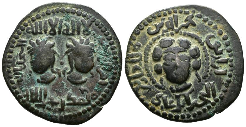 1050   -  ARTUQUÍES DE MARDÍN. ALPI I B. TEMÜR TAS NAYM AL-DIN (548-572/1154-1176). Dírham. Sin ceca. 589 H. AR 11,04 g. 30 mm. Mitchiner 1977-1030. Concreciones. MBC. Escasa.