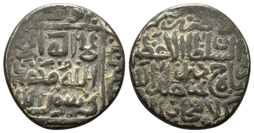 1217   -  TIMURÍES. SAH RUJ IBN TIMUR (807-850/1405-1447). Tanka. Lahiyan. 829 H. AR 5,2 g. 18 mm. Mitchiner 1977-1912. MBC-/MBC.