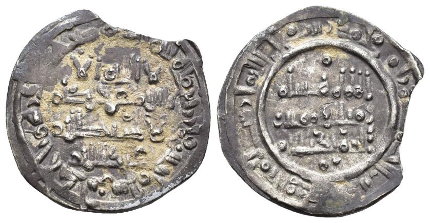 336   -  CALIFATO. HISAM II (977-1008). 2º reinado (400-403). Dírham. Al-Andalus. 402 H. AR 2,55 g. 22 mm. V-702; PV-12d. Falta fragmento al borde. MBC+.