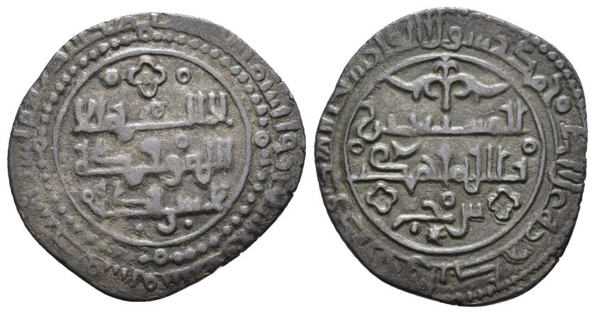 469   -  REINOS DE TAIFAS. TAIFA DE ZARAGOZA. SAYF AL-DAWLA A AHMAD II AL-MUSTA'IN B. YUSUF (478-503/1085-1109). Zaragoza. 499 H. VE 3,92 g. 24 mm. V-1232; PV-272c. MBC. Muy escasa.