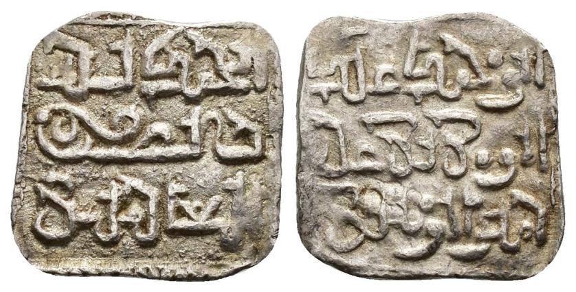 737   -  ALMOHADES. ABD AL-WAHID II AL-RASID. 1/2 dírham. Sin ceca. Sin fecha. AR 0,77 g. 13x13 mm. Gaspariño 2001, p. 214. MBC. Rara.