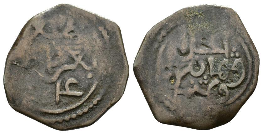 801   -  NAZARÍES. ABU-L-HASAN 'ALI B. SA'D (868-887/1464-1482). Felús. Granada. 881 H. CU 2,41 g. 20 mm. V-2217; Ho-780. BC+.