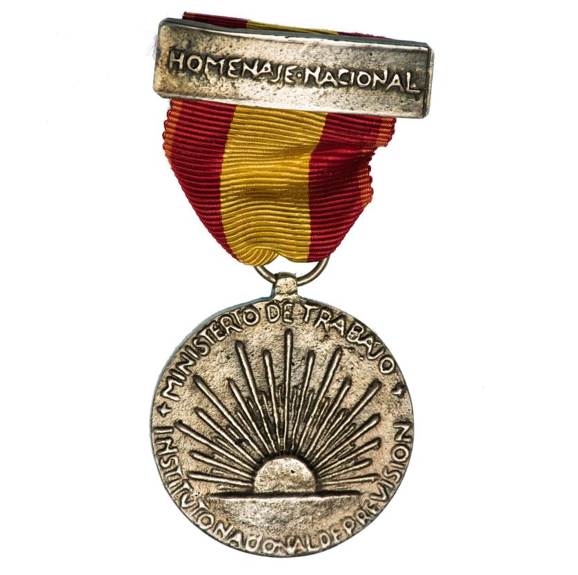 836   -  MEDALLAS Y CONDECORACIONES