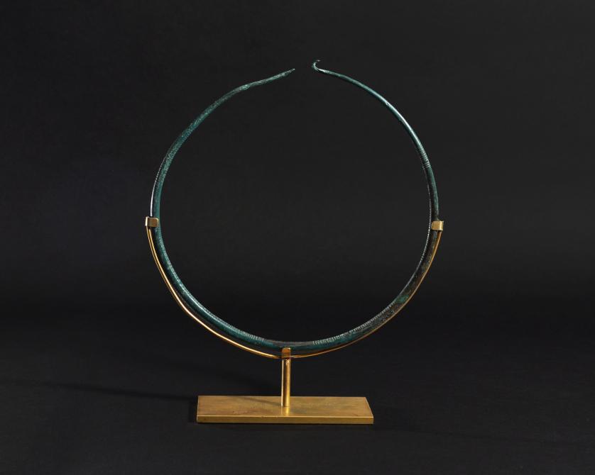 3002   -  ARQUEOLOGÍA