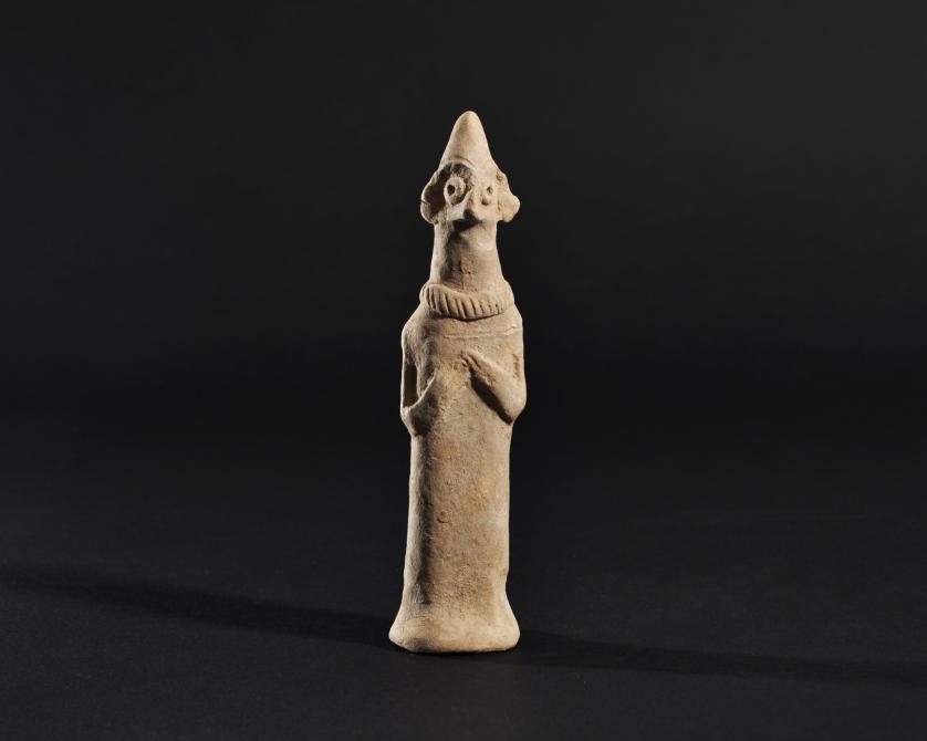 3004   -  ARQUEOLOGÍA