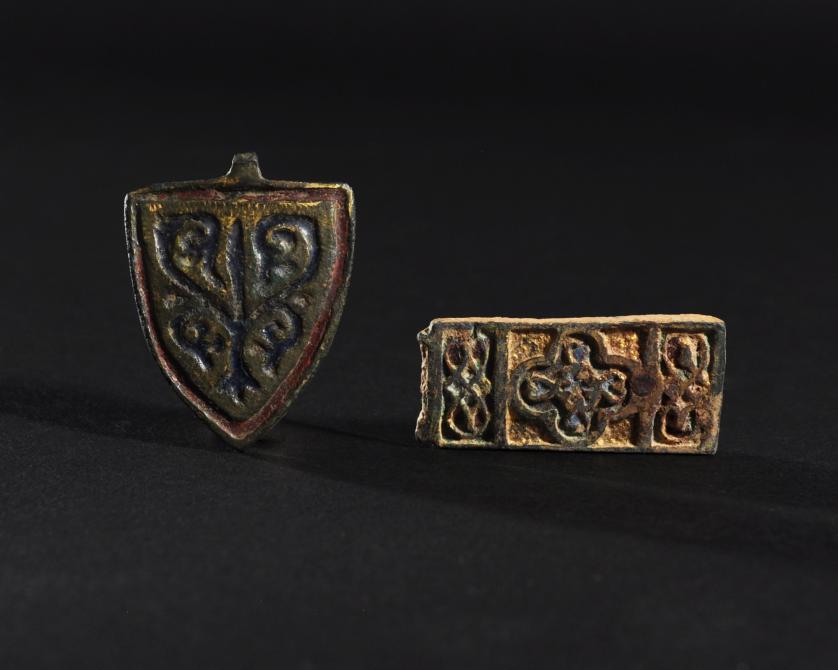 3075   -  ARQUEOLOGÍA