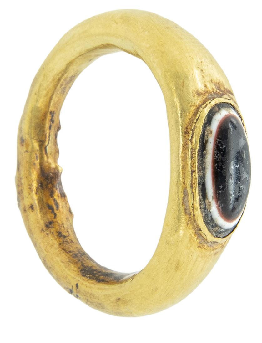 3098   -  ARQUEOLOGÍA