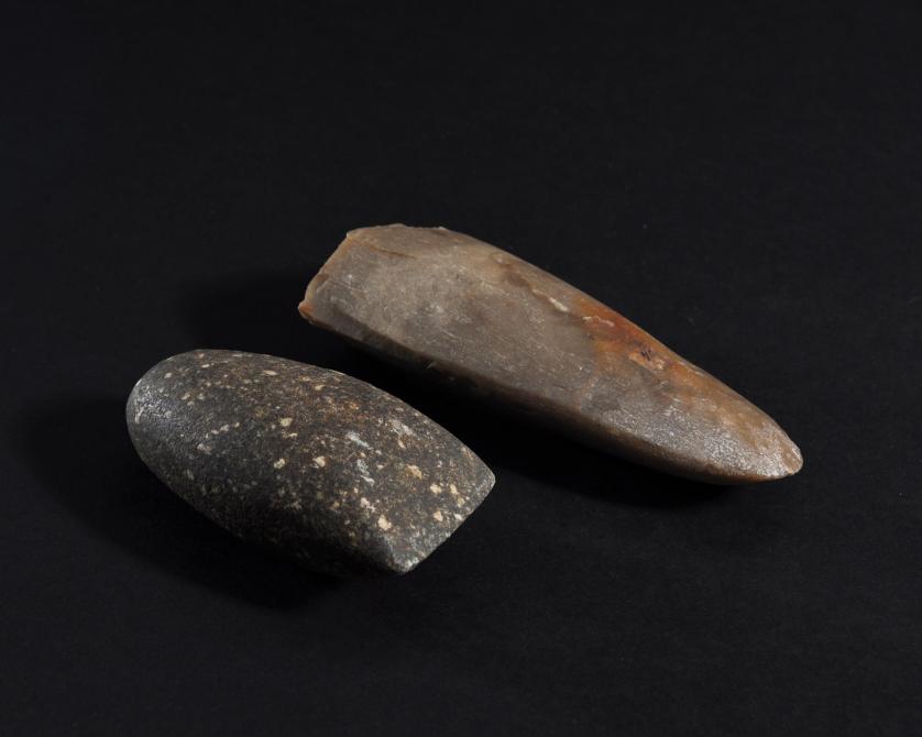 1003   -  ARQUEOLOGÍA