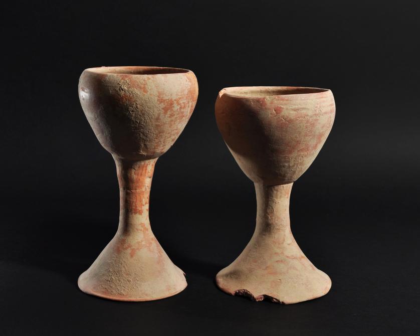 1007   -  ARQUEOLOGÍA