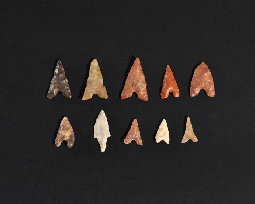 2004   -  ARQUEOLOGÍA