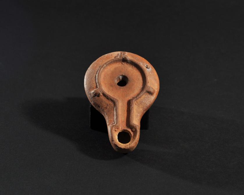 2038   -  ARQUEOLOGÍA