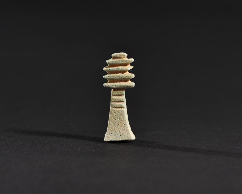 1028   -  ARQUEOLOGÍA