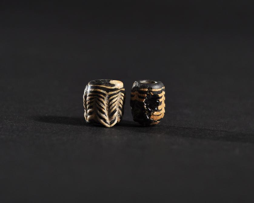 1033   -  ARQUEOLOGÍA