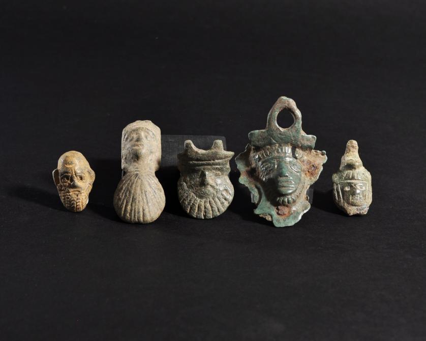 1054   -  ARQUEOLOGÍA