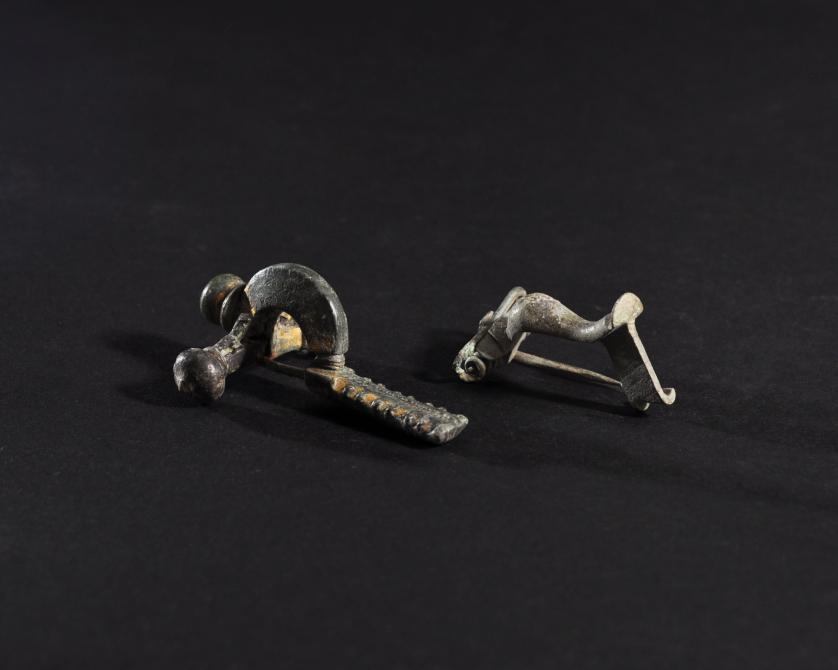 1068   -  ARQUEOLOGÍA