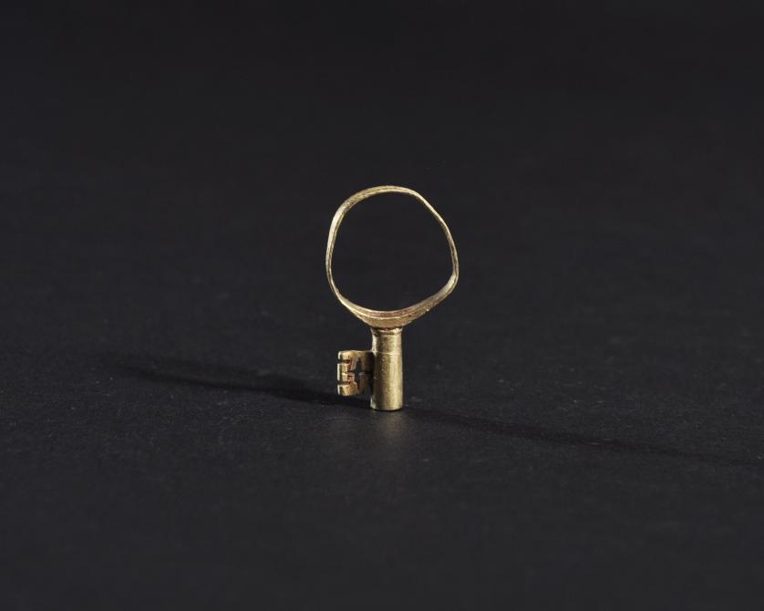 1089   -  ARQUEOLOGÍA