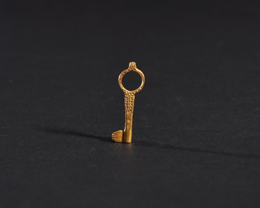 1093   -  ARQUEOLOGÍA