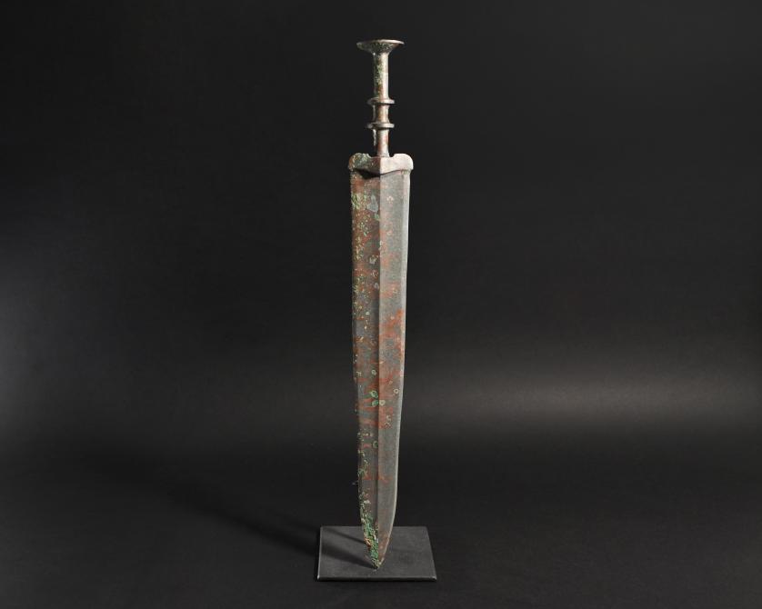 1096   -  ARQUEOLOGÍA