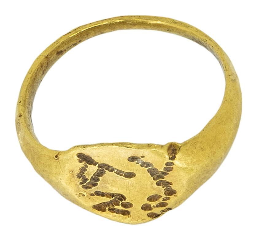 1104   -  ARQUEOLOGÍA