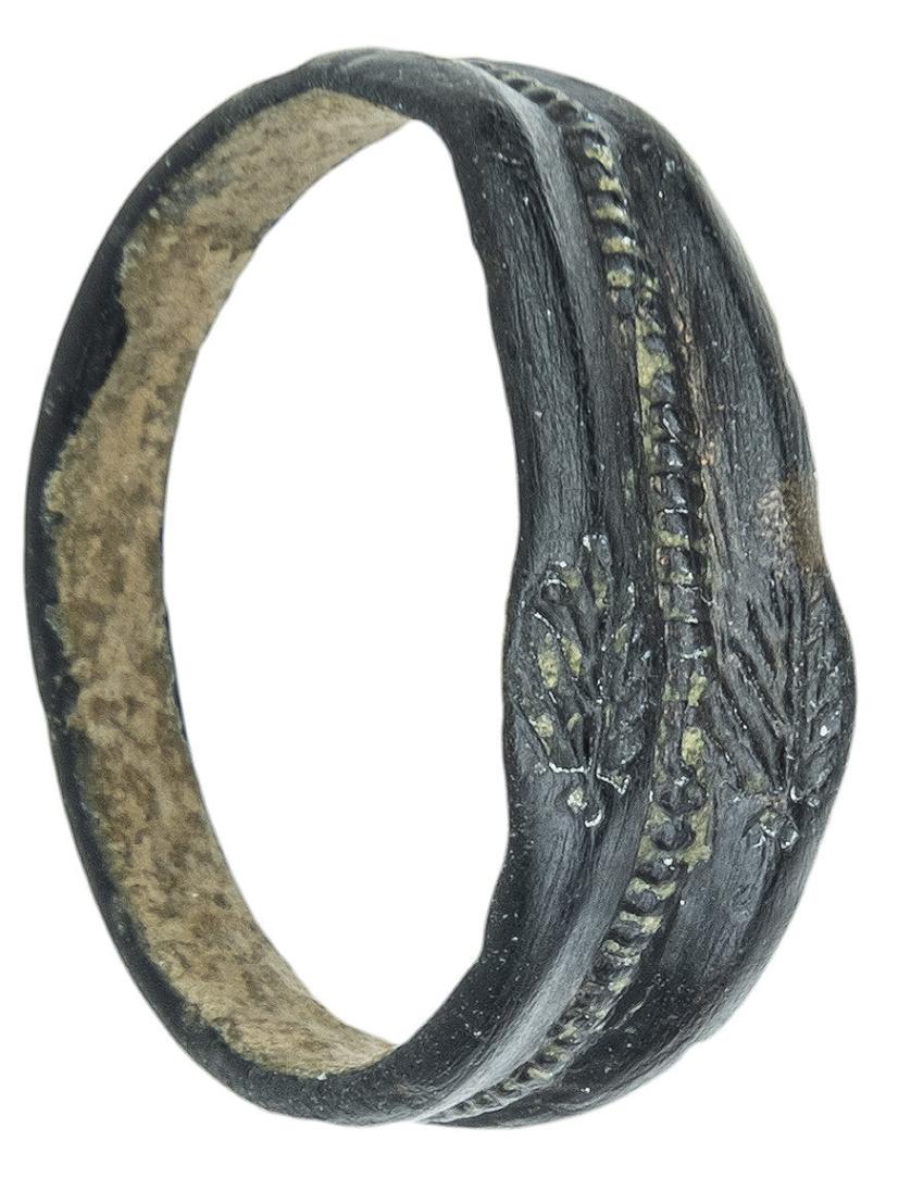 1110   -  ARQUEOLOGÍA