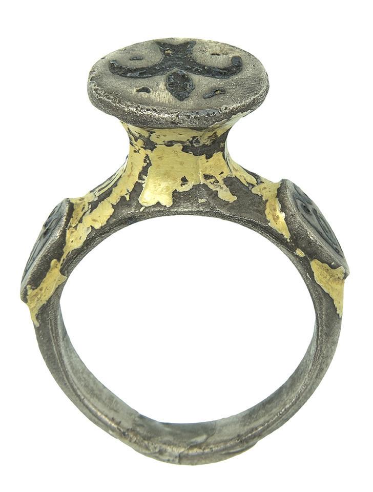 1116   -  ARQUEOLOGÍA